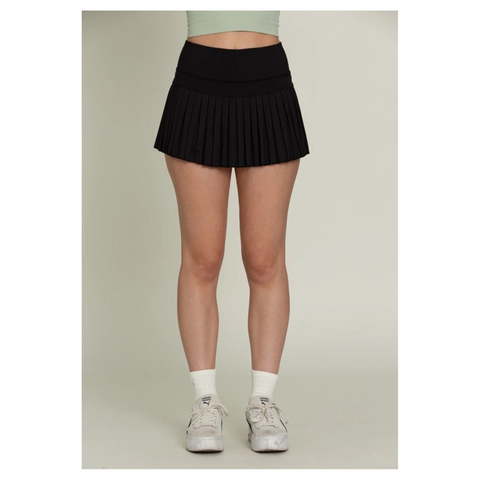 Gold Hinge - Black Pleated Tennis Skirt
